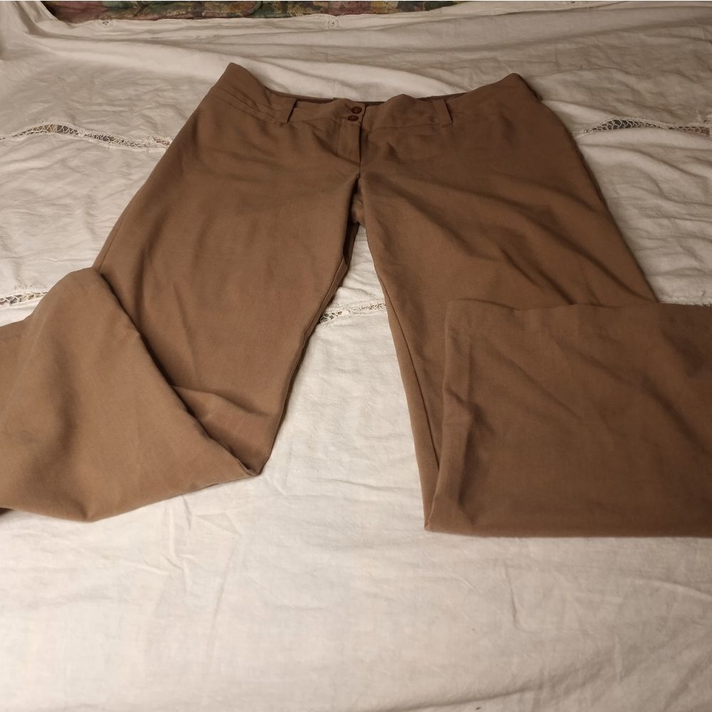 IZ Byer California 15 Beige Full Length High Waist Pockets Women's Dress Pants.